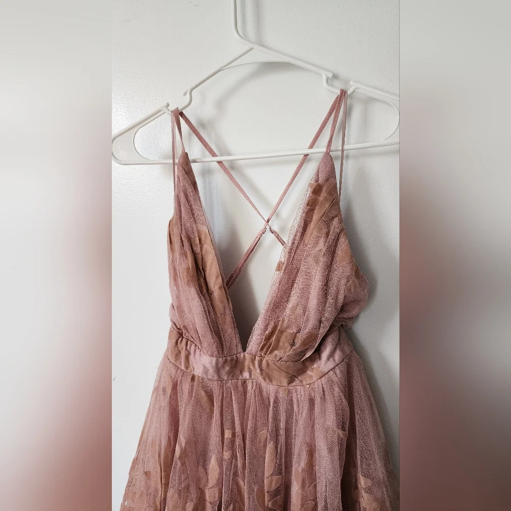 Luxxel Dusty Rose Floral Tulle Dress (sz small/petite) - Picture 3 of 16